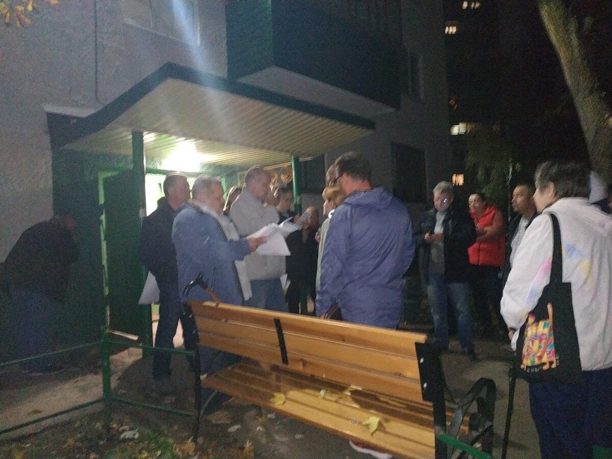 Собрание жителей Коммунистического , 19 по вопросу приемки работ капитального ремонта