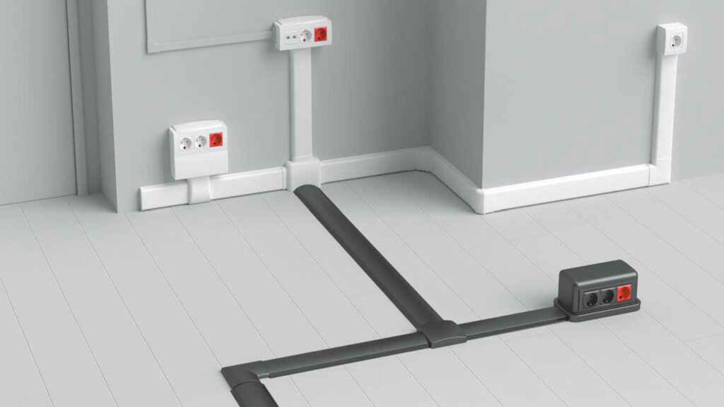 Смонтированный кабель канал