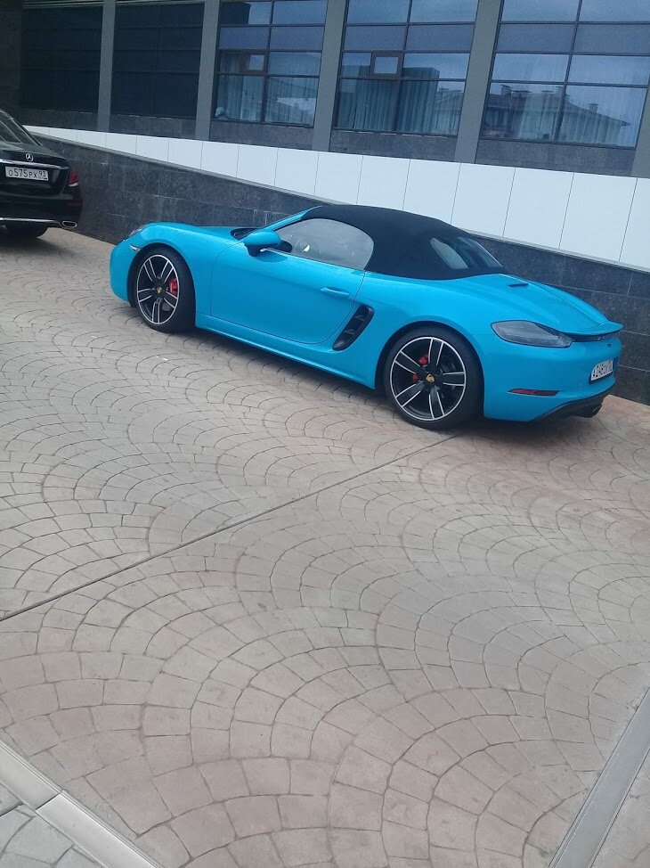 А я такая с чемоданом...))