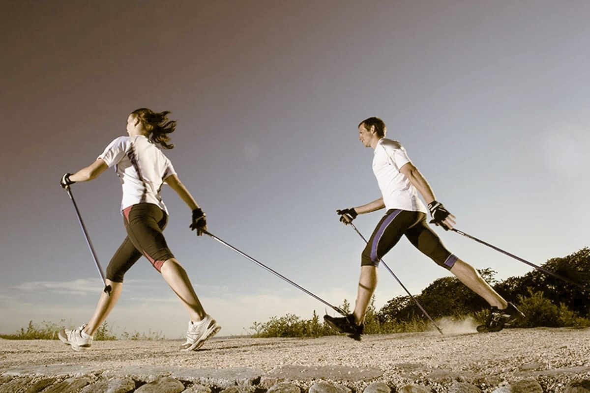 Нордическая (скандинавская) ходьба. Виды физической активности. Оздоровительный бег. Физические активы. Скандинавская ходьба имеретинка.