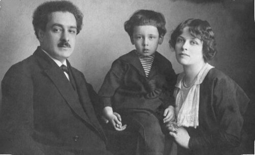 Наталья с мужем Ф.А. Волькенштейном и сыном Федором