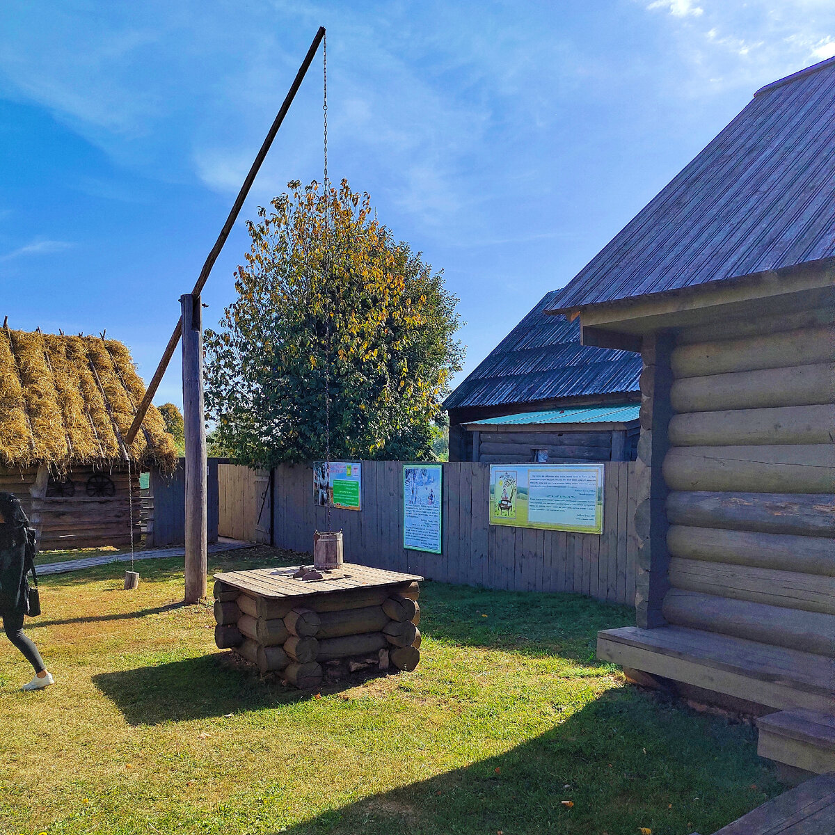 Во дворе дома, где рос Тукай