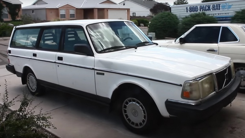 Volvo 240 GL 1993 года выпуска авто миллиардера