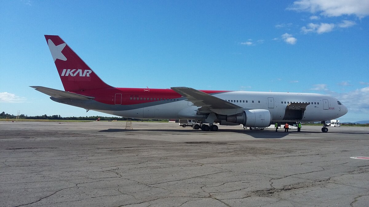 Икар авиакомпания отзывы 2023. Boeing 767-200er. Боинг 777 Икар. 767 Боинг VP-BDI.