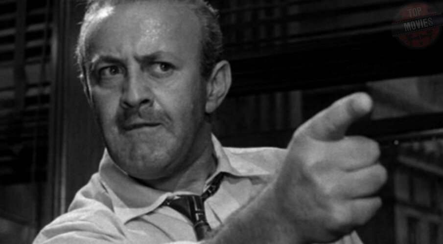 Чем могут заниматься двенадцать человек в душной комнатушке? Например, выносить вердикт присяжных. Если один из них не согласен с другими, то он вполне может переманить остальных на свою сторону. Именно на этом построена классическая лента Сидни Люмета, в которой присяжный в исполнении Генри Фонды пытается убедить коллег, что они должны оправдать подсудимого. Действие развивается в одной комнате, преобладают крупные планы, и эта «клаустрофобия» создает неповторимую атмосферу «разговорного» триллера.