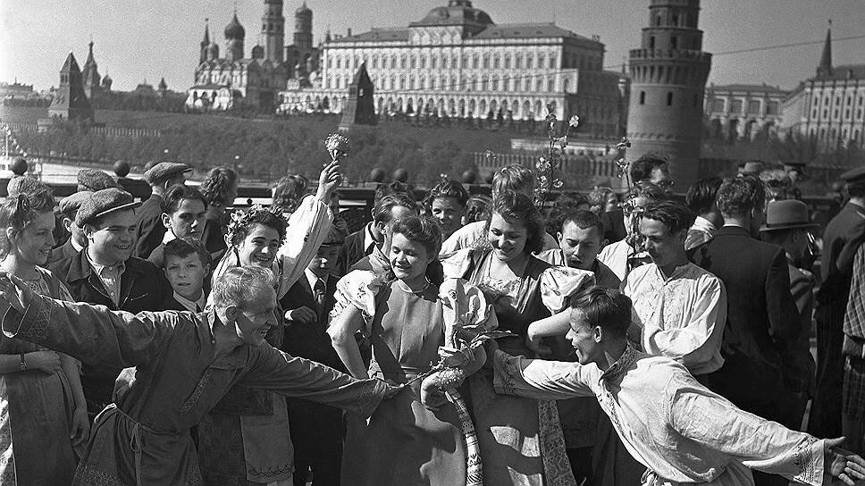 Праздники мая 20 года. Москва 1940-е. Москва 1940 год. Советские массовые праздники.