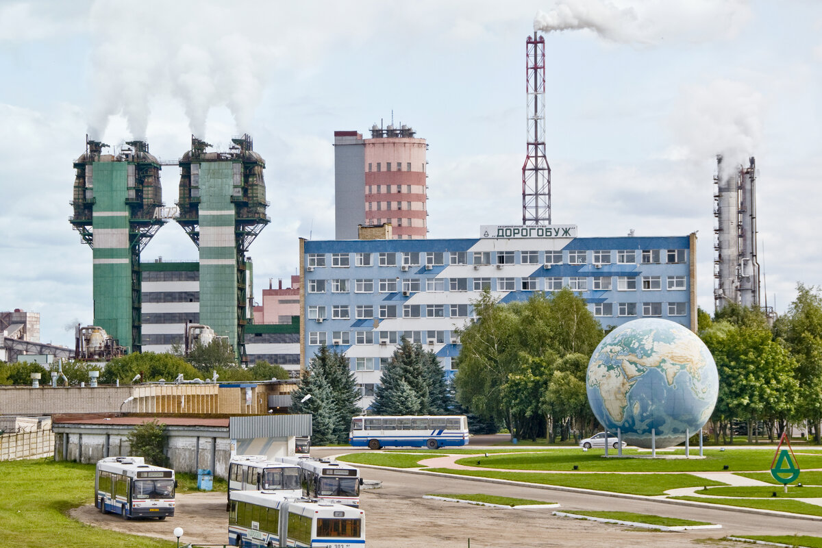 Дорогобуж смоленская. Завод азотных удобрений Дорогобуж. ПАО Акрон Дорогобуж. Дорогобуж химический завод. ПАО Дорогобуж Смоленская область.