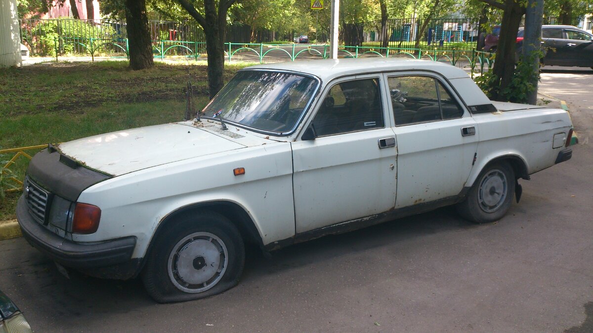 Классические автомобили гниют на улицах Москвы Часть 2 | Охотник за  брошенными АВТО | Дзен