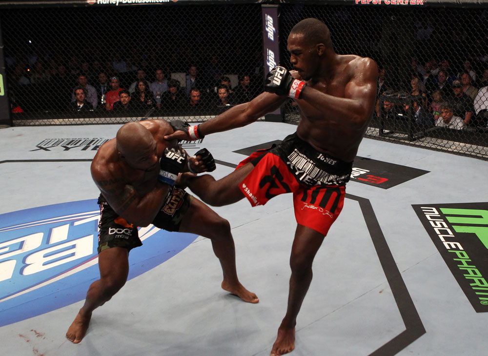 Джонс - Джексон.