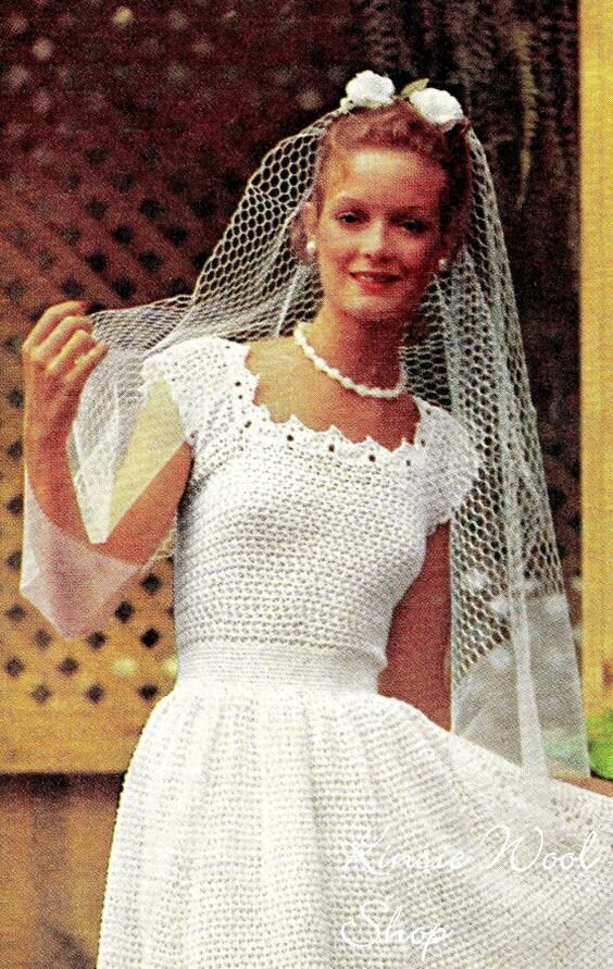 Невеста вязала крючком своё свадебное платье 8 месяцев. И результат бесподобен