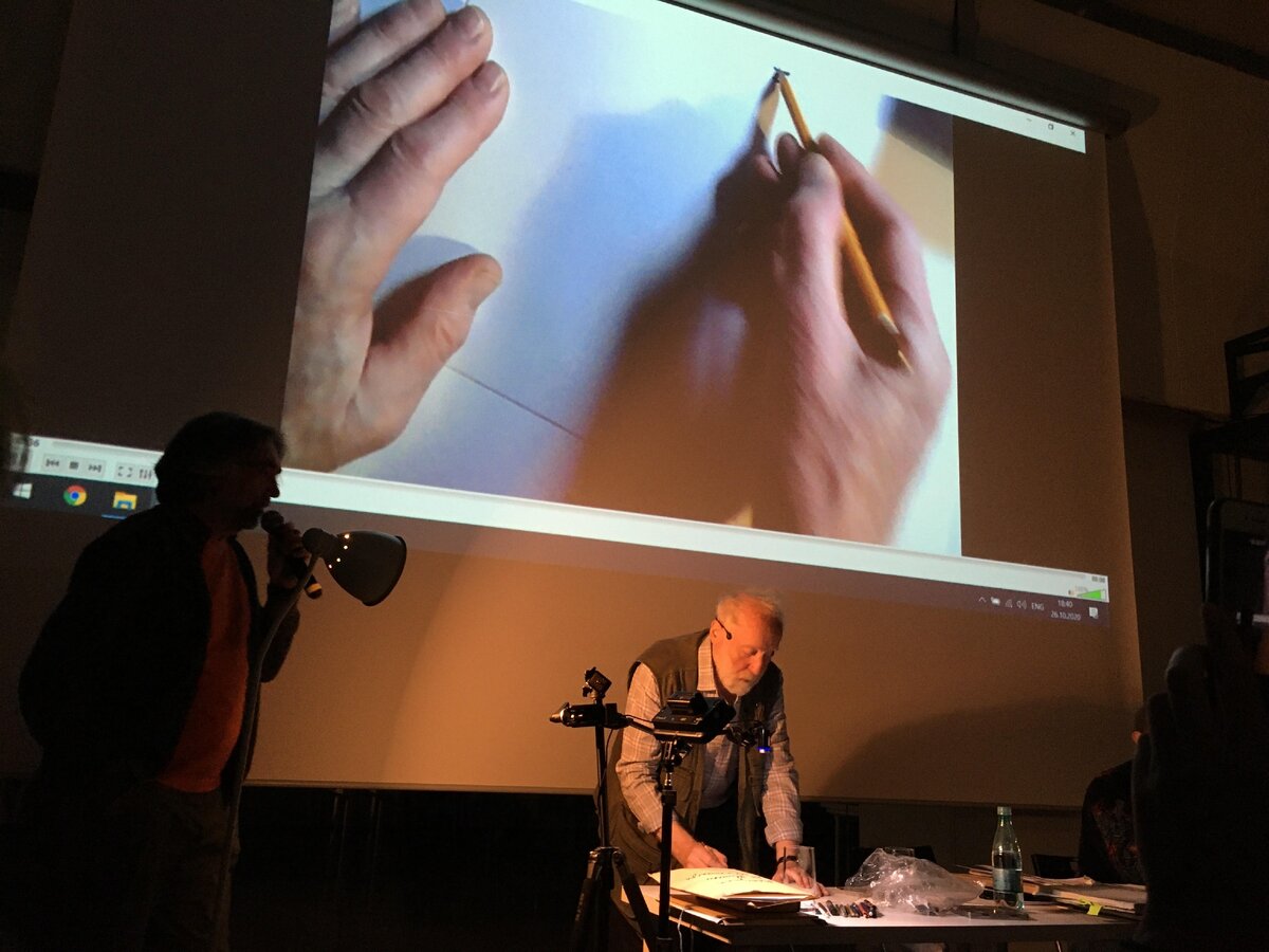 Уникальный кадр. Норштейн показывает, как создавался мультфильм "Лиса и заяц"