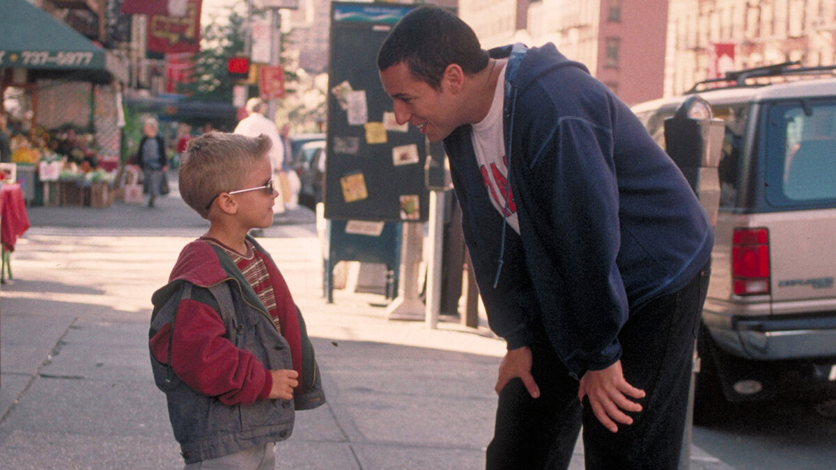 В главных ролях: Адам Сэндлер, Джой Лорен Адамс, Коул и Дилан Спроус, Лесли Манн.