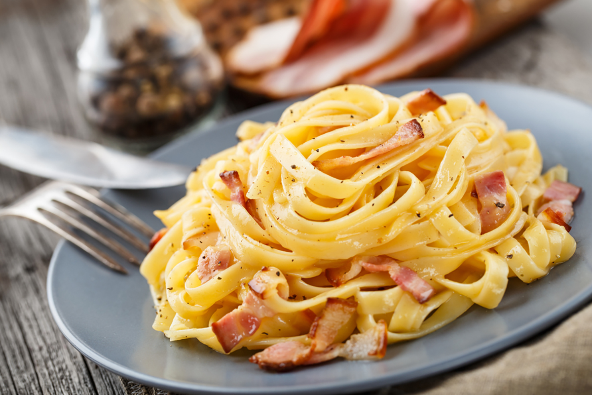 Не только спагетти подходят для этого блюда. buttalapasta.it