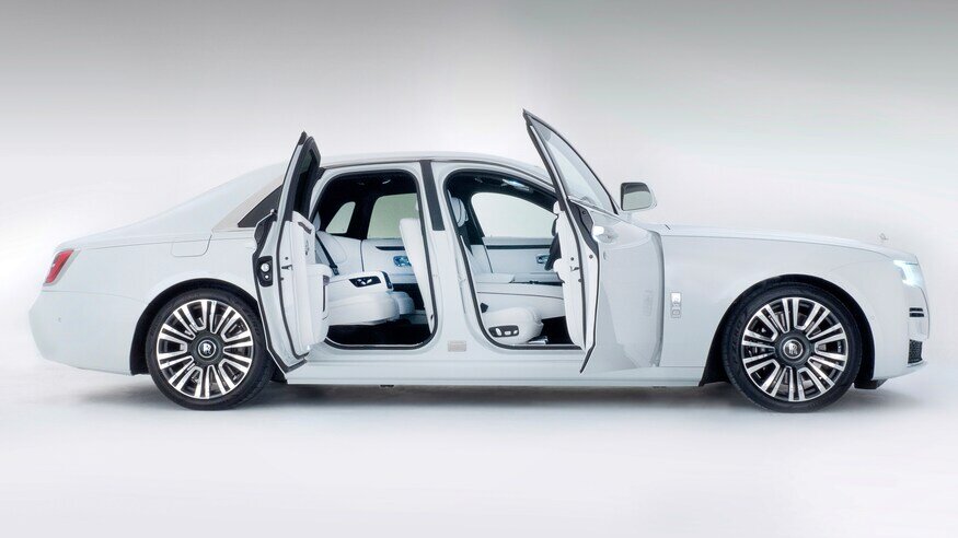 Источник: www.motortrend.com. Manufacturer