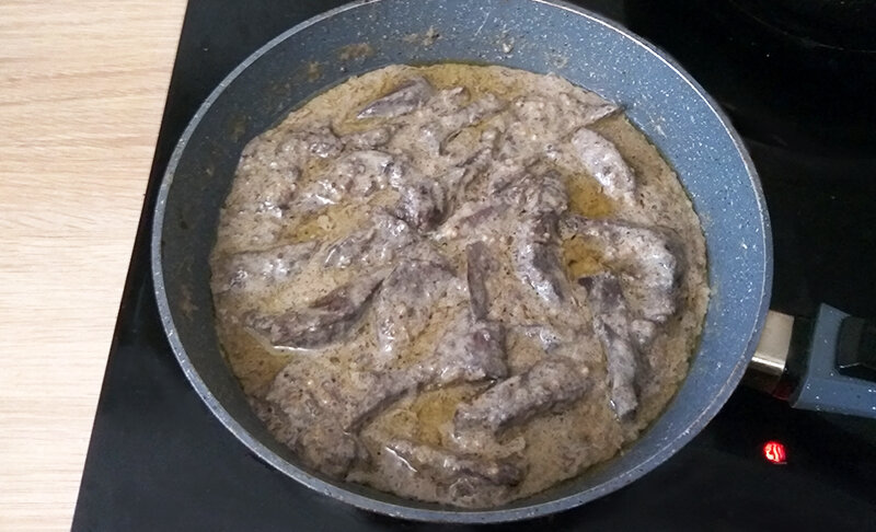 Рецепт печени свиной на сковороде пошаговый