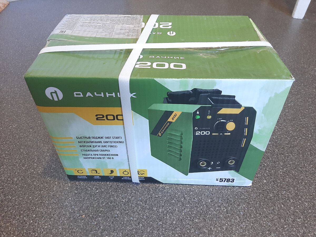 Сварочный аппарат инверторного типа "Дачник 200"