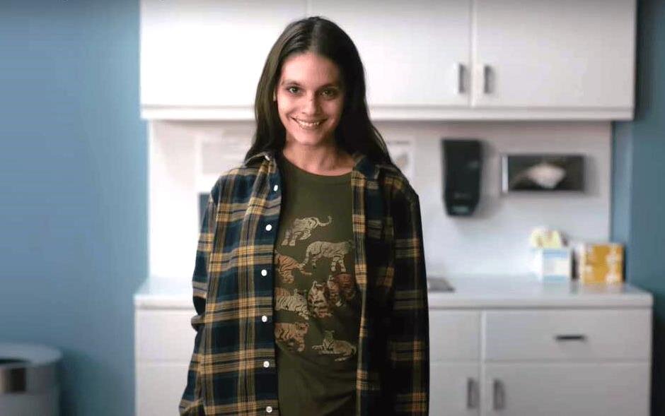 Кэйтлин Стэйси в роли пациентки