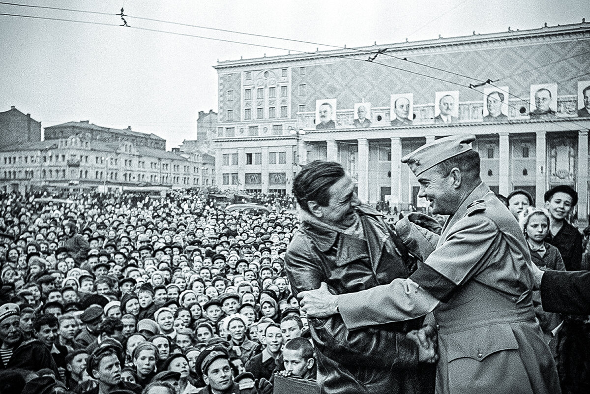 красная площадь 9 мая 1945