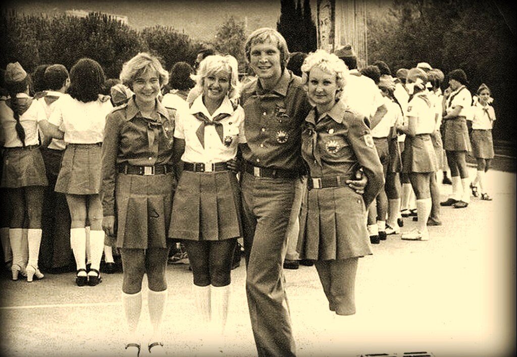 Пожалуйста, листайте фотогалерею с помощью стрелочки: