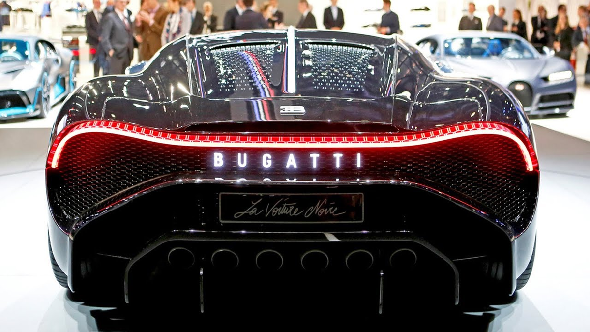 Новая дорогая машина. Новая Бугатти 2022. Машина Bugatti la voiture noire. Бугатти Вейрон 2022. Бугатти 2019.