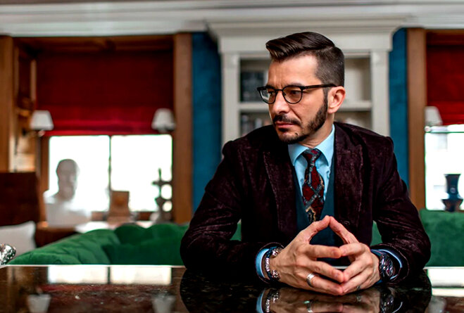 Андрей Курпатов — нашумевший психотерапевт, психолог и философ нашего времени, написавший около 100 научных работ