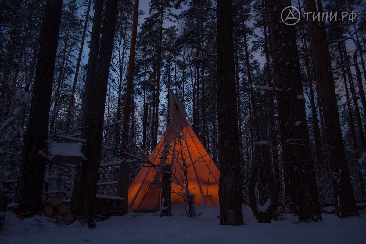 Индейская типи в карельском лесу. 