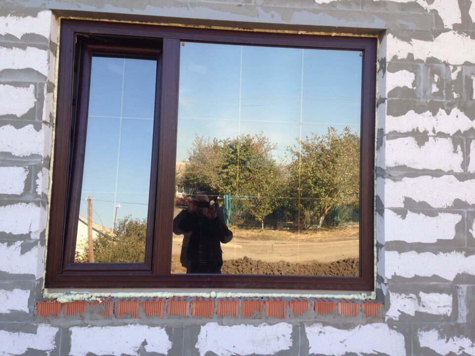 Солнцезащитная пленка на окна для понижения температуры в квартире и доме