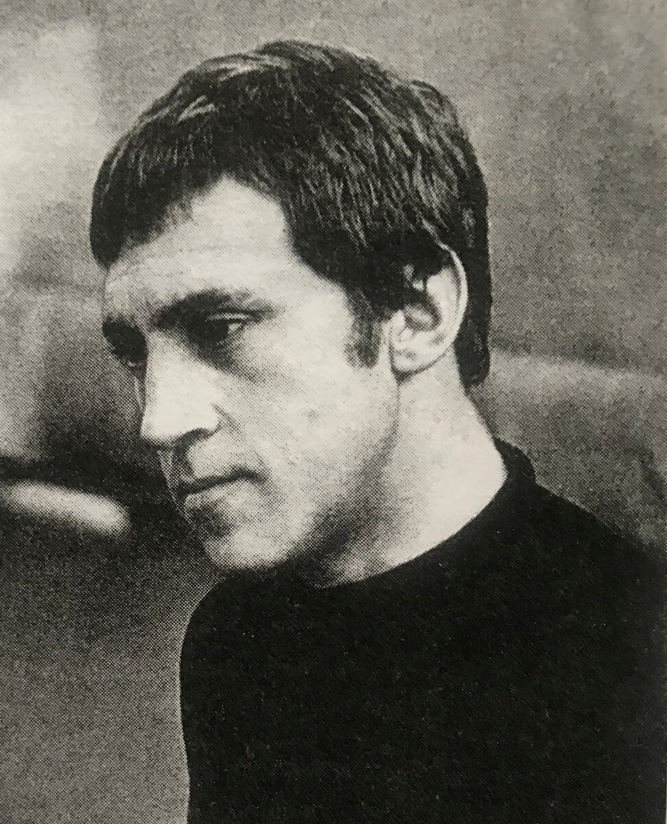 "Я все вопросы освещу сполна..." цитата из стихотворения В.В.Высоцкого