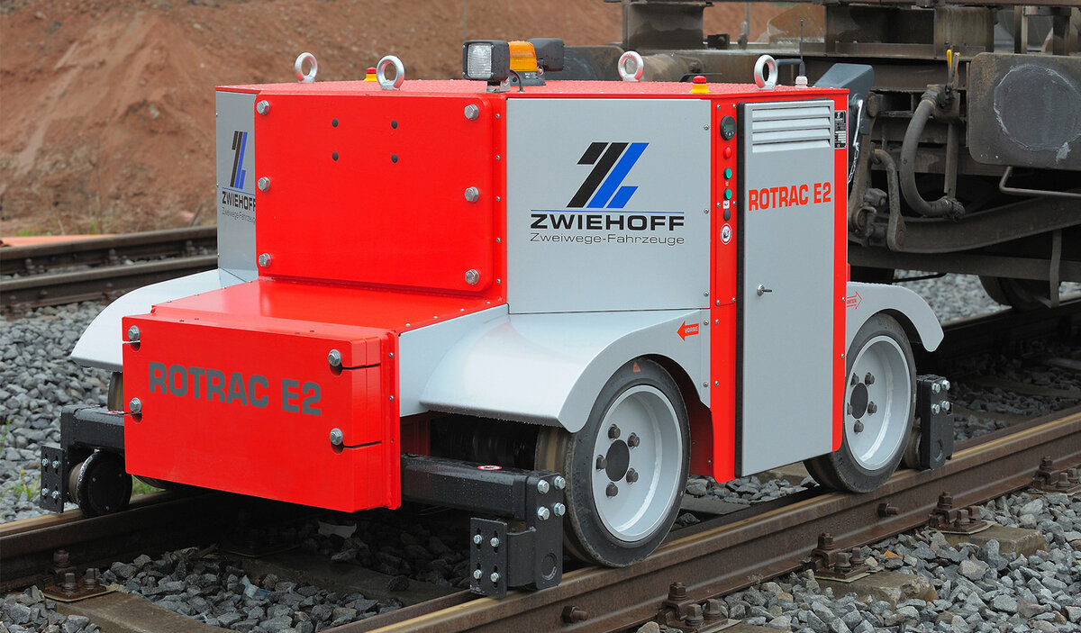 Электрический тяговый модуль вагонов «ROTRAC E2» и «ROTRAC E4» на ...