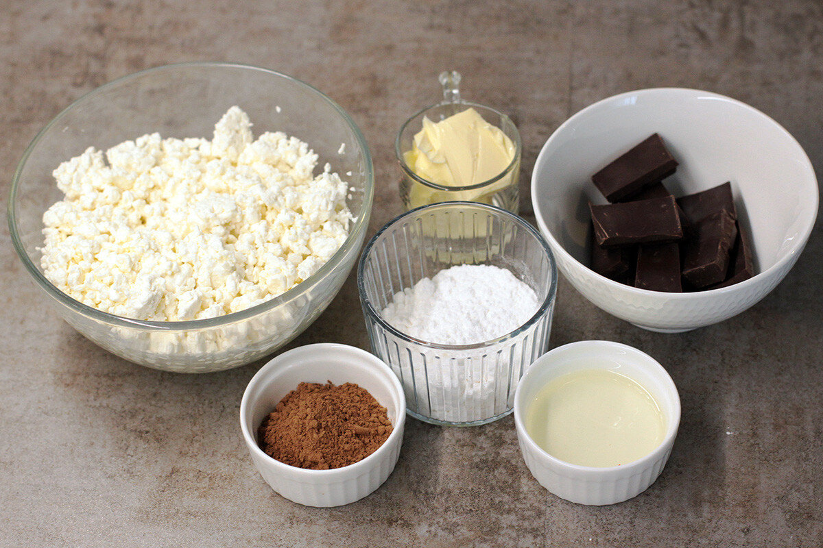 Домашний сыр. Сырок в шоколаде. Домашний деревенский сыр. Домашний сыр. Формы для шоколадных сырков.