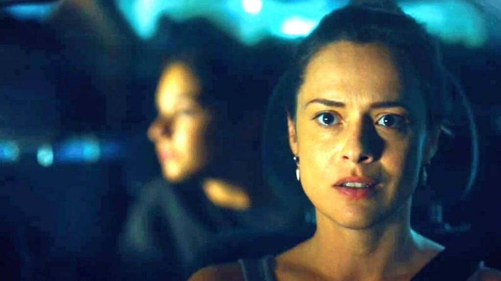 Кадр из сериала «Затопленный город»