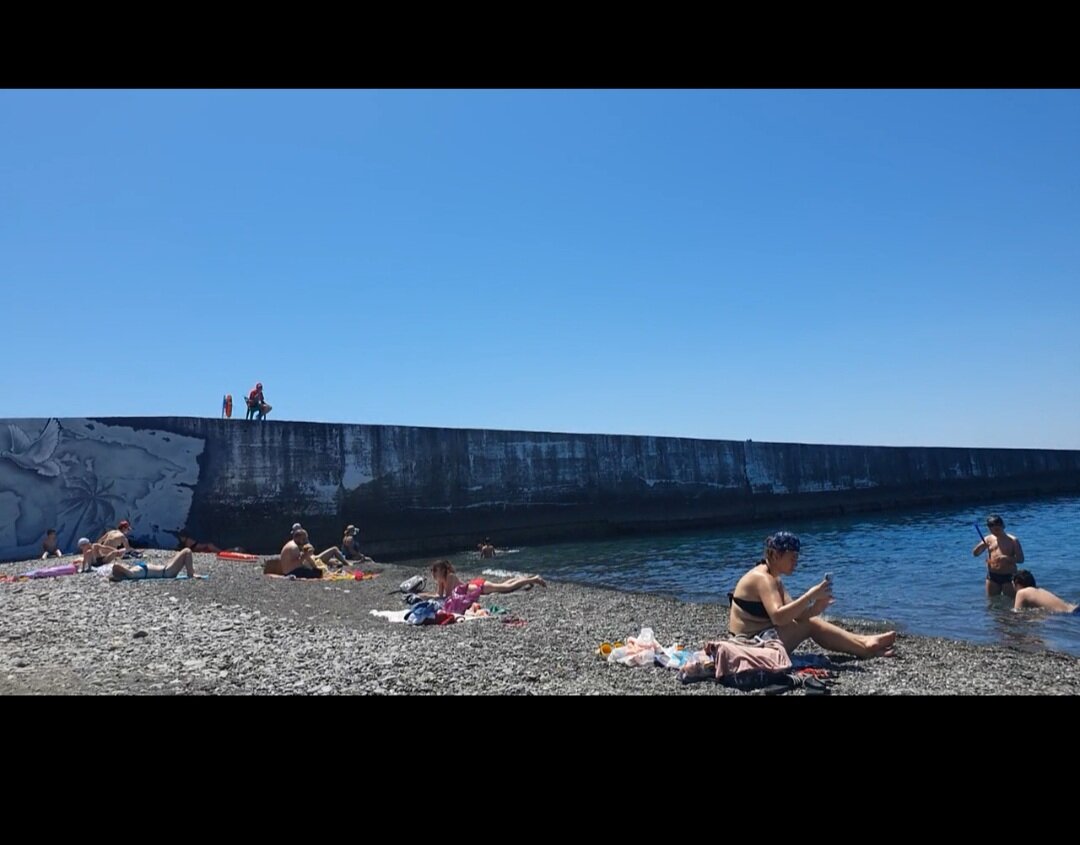 И все без масок