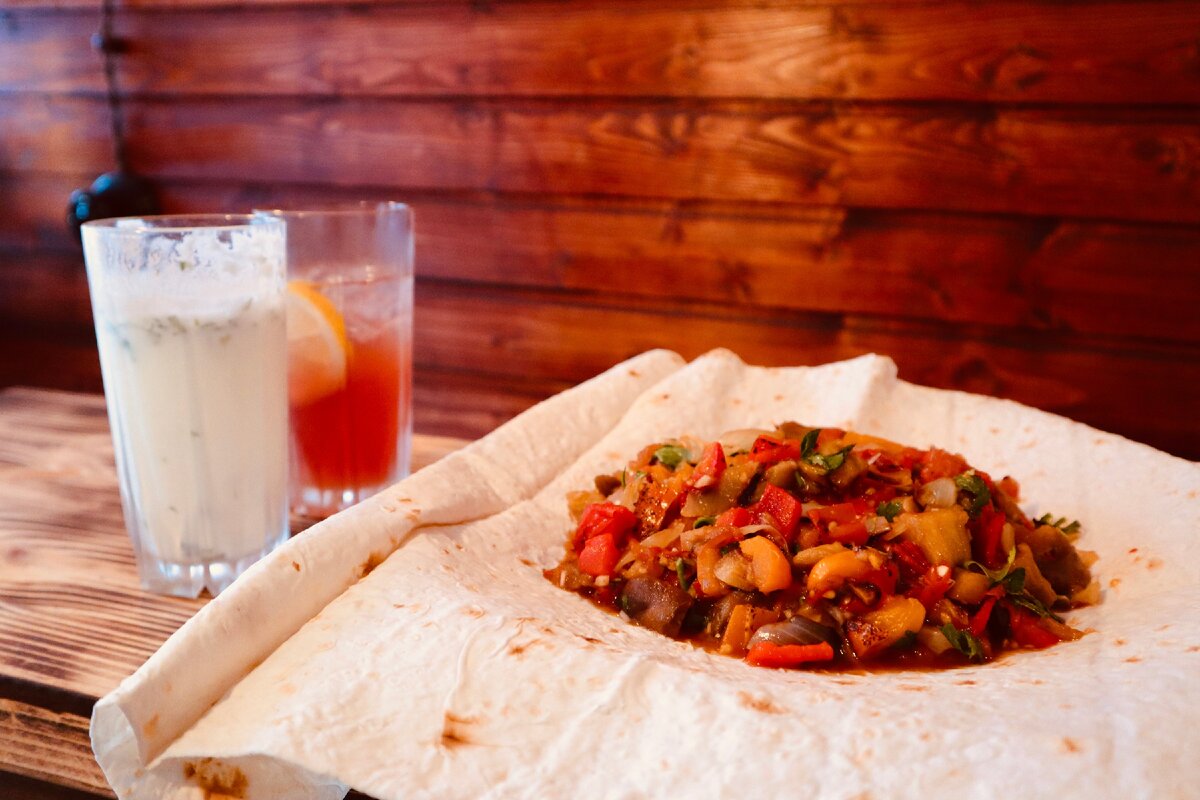 Аджапсандал, Тбилиси фикс и Тан