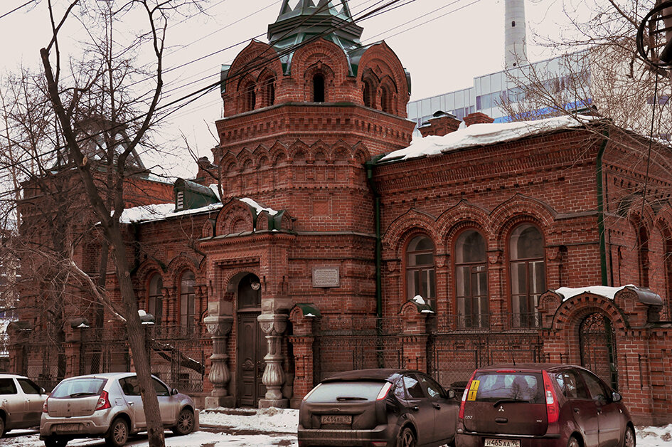 Екатеринбург, улица Розы Люксембург, 56

