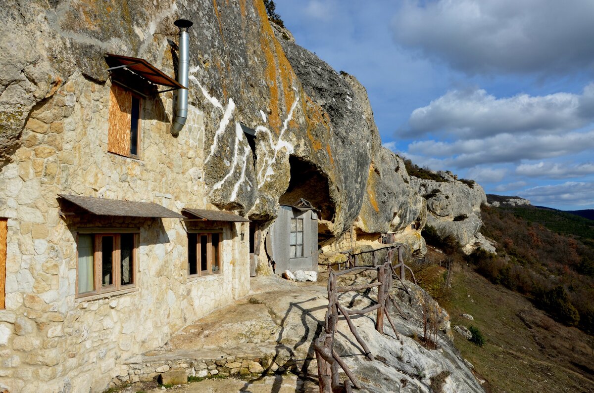 Пещерный монастырь в крыму