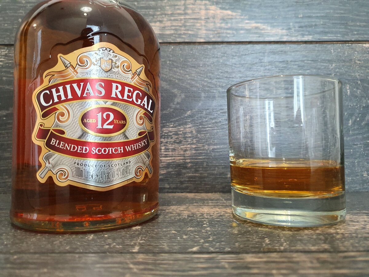 Достойный виски...