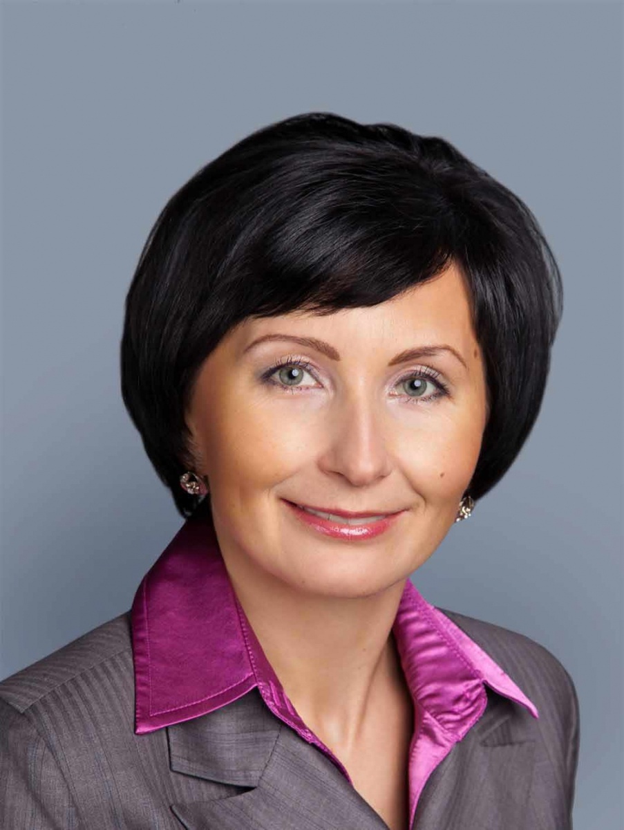 Депутат, председатель комитета Архангельского областного Собрания по аграрным вопросам Лариса Сергеева - предприниматель, торгующий комбикормами. Прямой конфликт интересов!