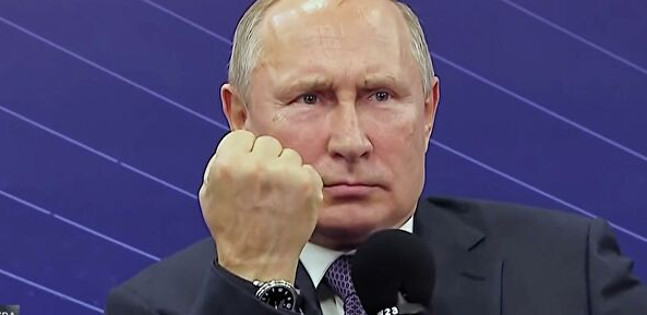 "Джо, не спать!!"  - как бы намекает Президент Президенту.