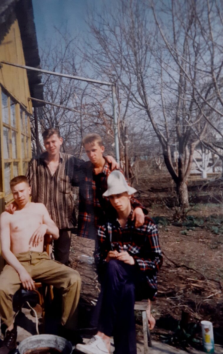 Показываю, какие парни в 90-х г считались популярными. Личный фотоархив |  Твои 80-90-е | Дзен