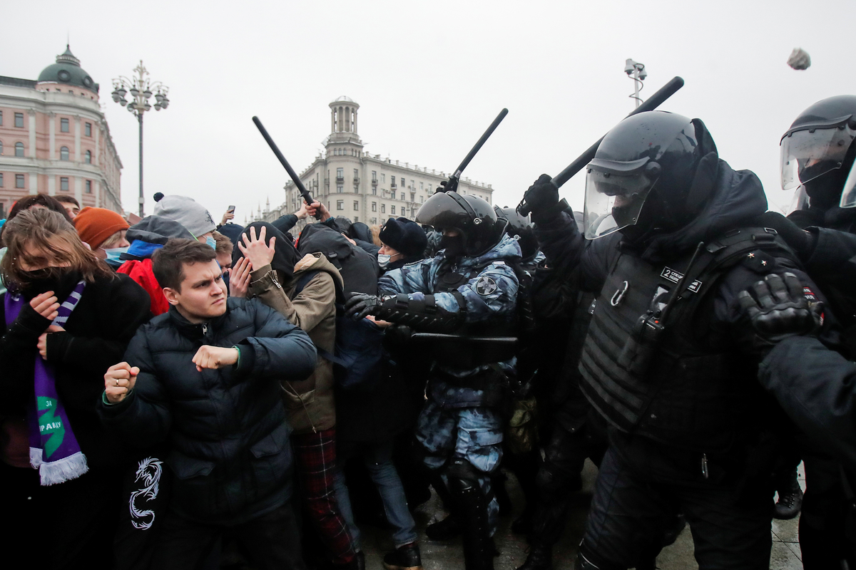 Против российского. Митинг Навального 2021 в Москве. Митинг в Москве против Путина 2021. Митинги в России 2021 Навальный. Митинги за Навального 23 января 2021.