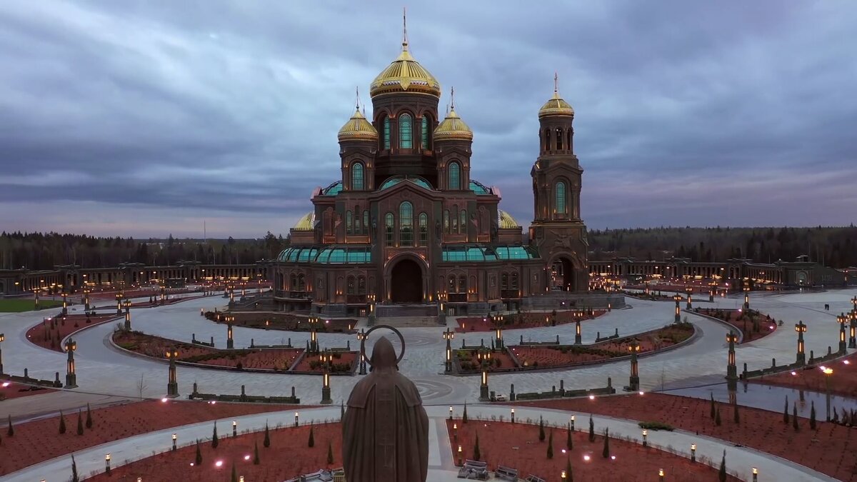 Храм Воскресения Христова в Москве (или Храм Вооруженных Сил РФ) 