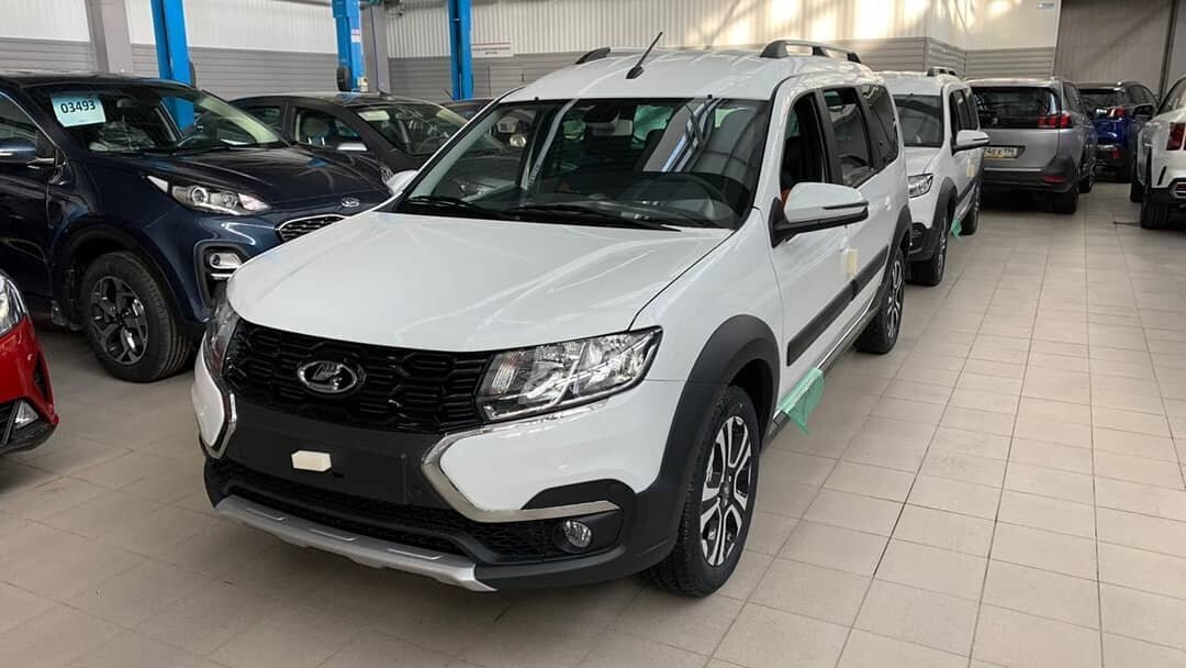 Lada Largus FL. Источник иллюстрации - instagram.com/rci_news/