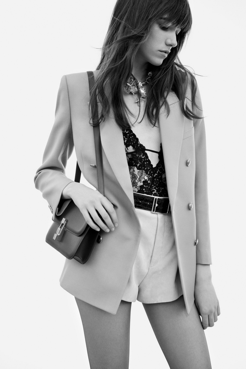 Saint Laurent, источник фото: vogue.ru