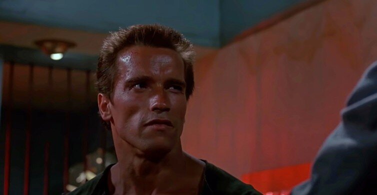 Кадр из фильма «Коммандо»