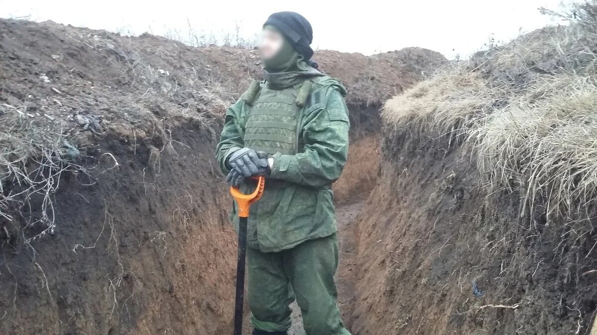 Основное занятие на войне - рытье окопов