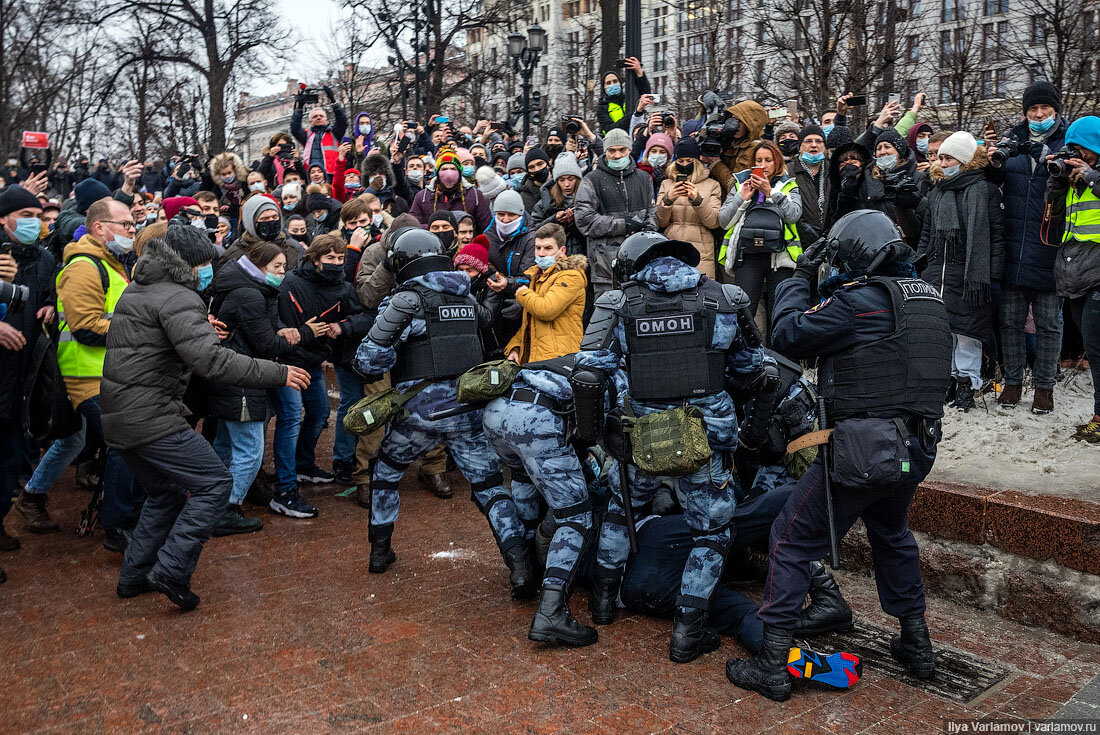 Уличные протесты в России. Уличные протесты в Москве. Протесты в России сейчас. Уличные протесты Украины.