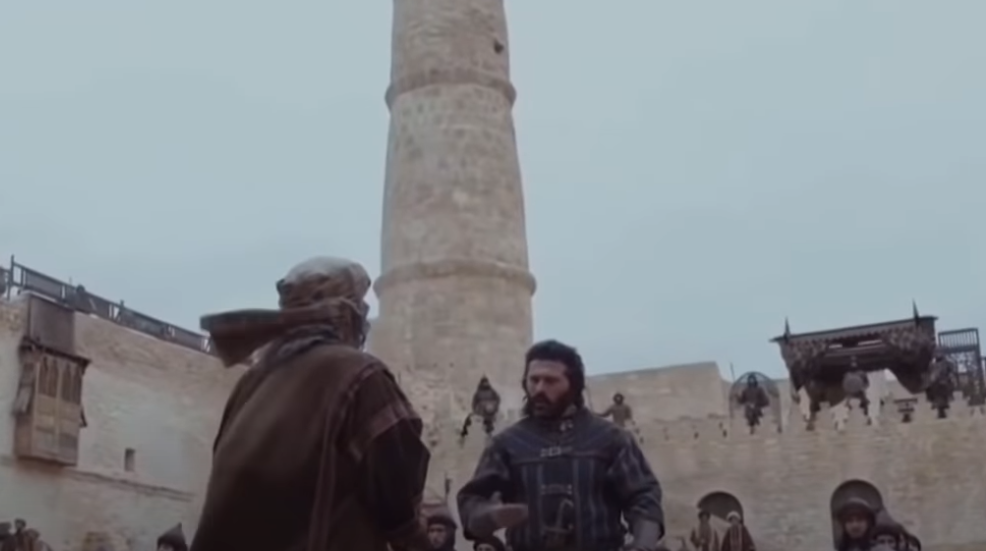 Не всех кого слушают - боятся. Но всех кого боятся - слушают 