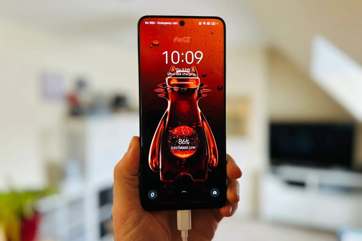 Realme 10 Pro 5G Coca-Cola Edition   📷