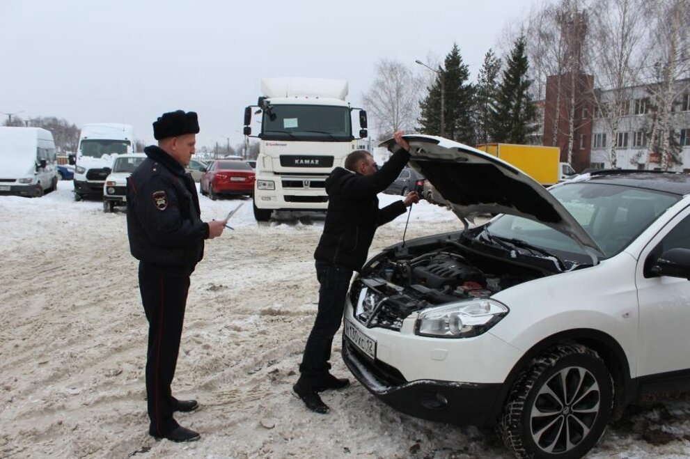 Новые российские автомобили 2023