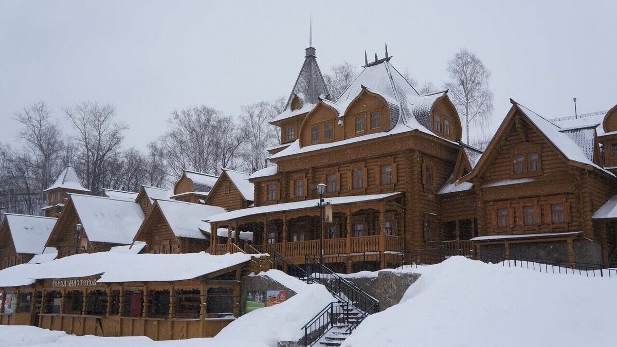     Свыше 730 млн рублей направят на улучшение качества жизни в Городце. Речь идет о его развитии по федпрограмме КРСТ. Подробнее об этом рассказал губернатор Нижегородской области Глеб Никитин.